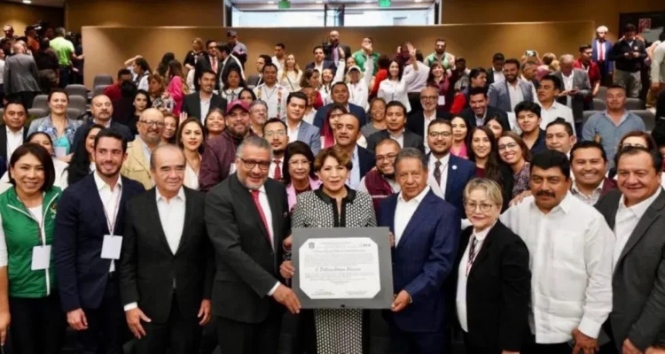 “Trabajaremos con alma y corazón para cumplirle a los mexiquenses”; Delfina Gómez recibe Constancia de Mayoría como Gobernadora Electa del Estado de México