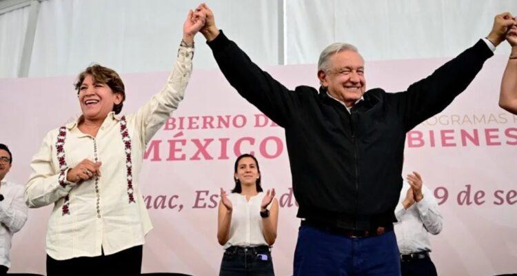 El Presidente López Obrador y la Gobernadora Delfina Gómez anuncian aumento en pensión para adultos mayores, durante gira por el Estado de México