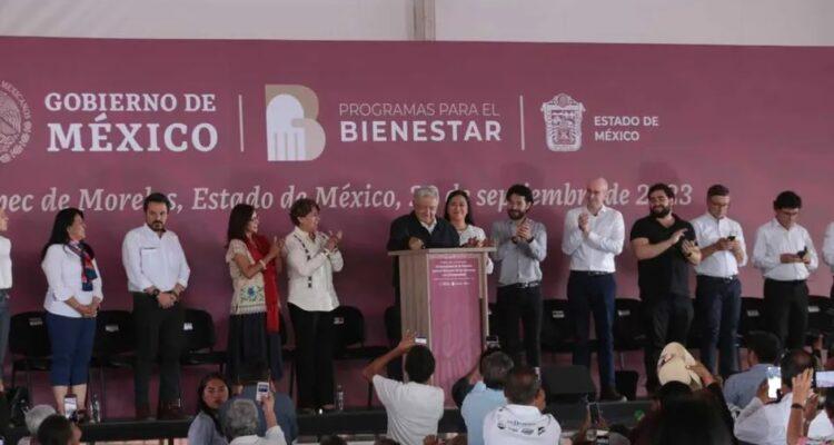 AMLO promete llevar agua a Ecatepec desde pozos del AIFA