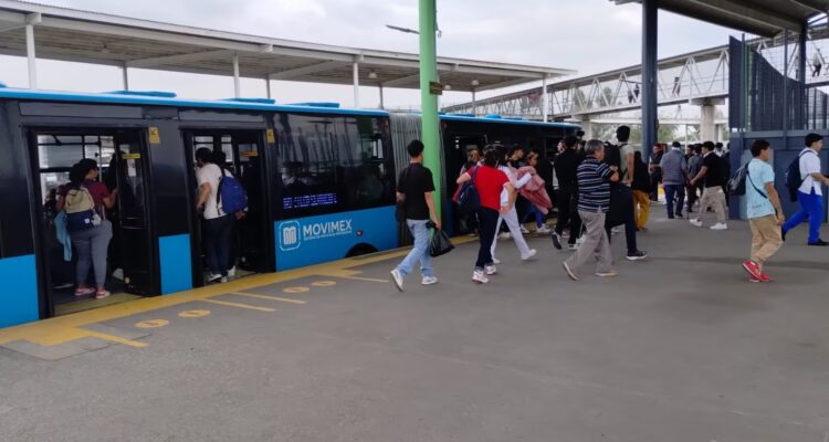 Delfina Gómez subsidia más de 250 mdp en transporte gratuito para grupos vulnerables
