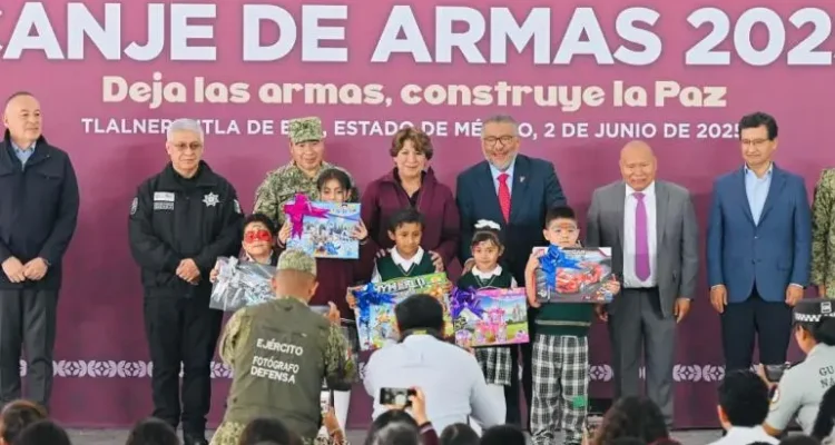 Dejar armas y construir la paz: Delfina Gómez