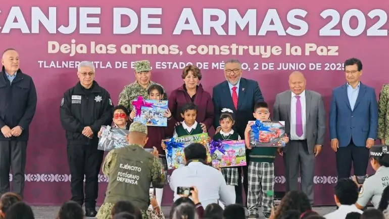 Dejar armas y construir la paz: Delfina Gómez