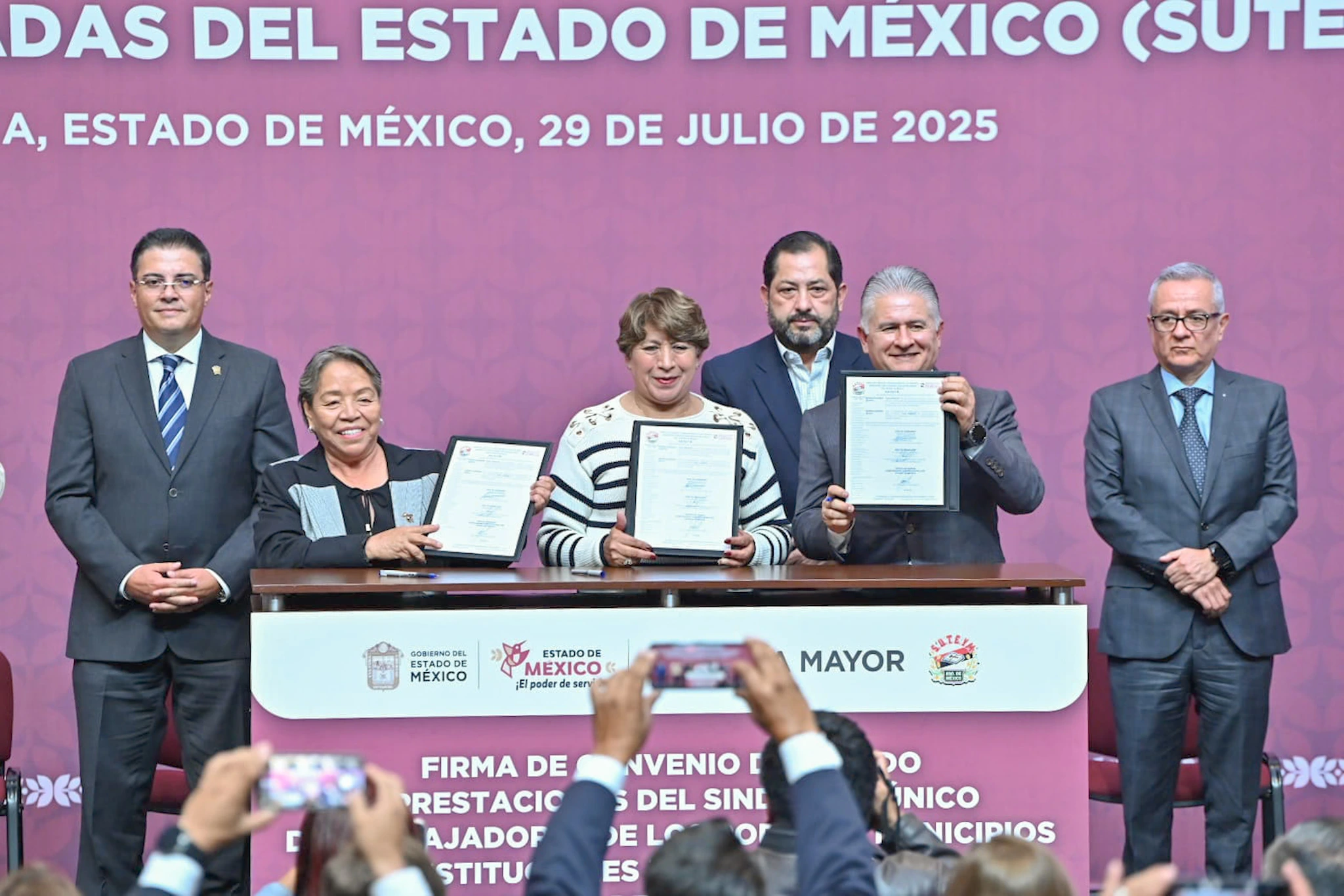 Asiste Francisco Vázquez a firma de convenio GEM-SUTEyM