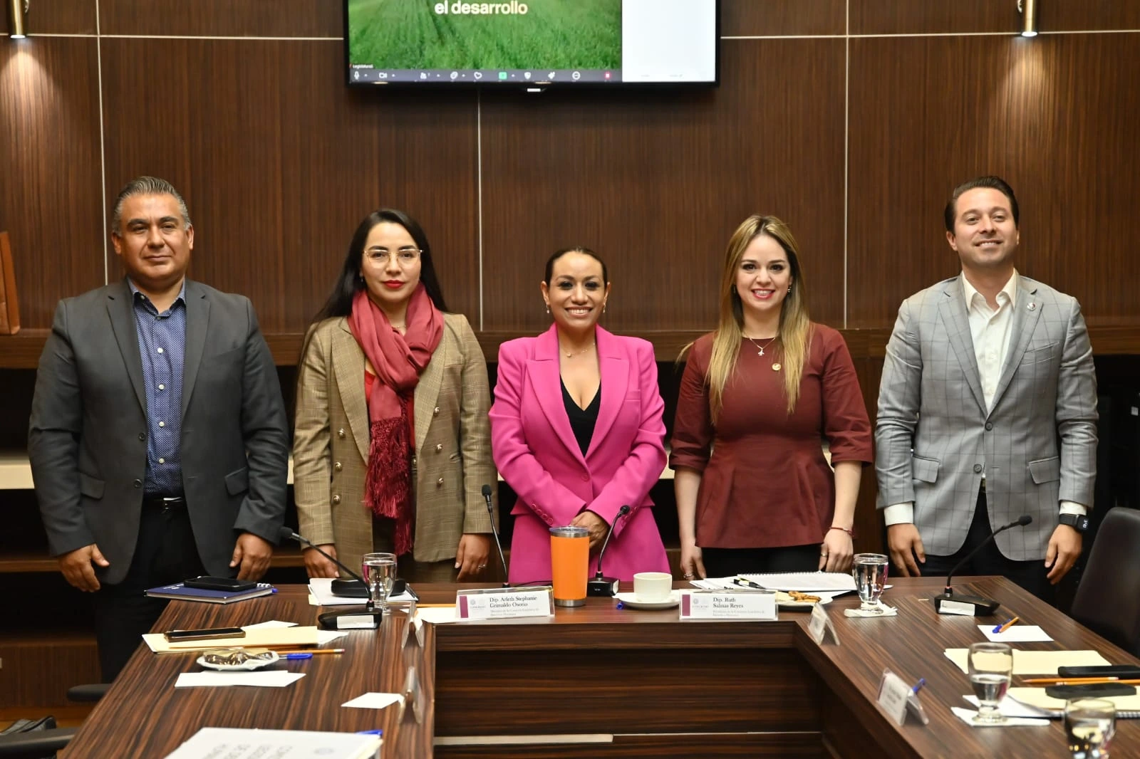 Inician en Congreso entrevistas a aspirantes a presidir la Codhem