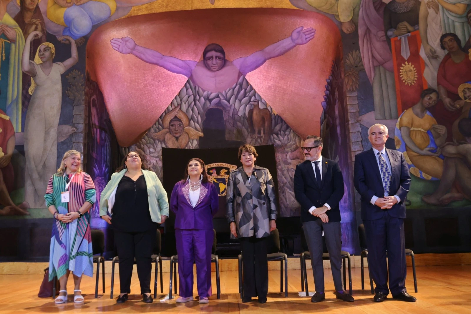 Delfina Gómez asiste al Foro Internacional “Ciudades Cuidadoras y Transformadoras” en CDMX